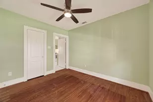 645 E 14th St, Houston, TX 77008 - Photo 26