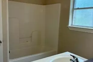910 Old Angleton Rd, Clute, TX 77531 - Photo 26