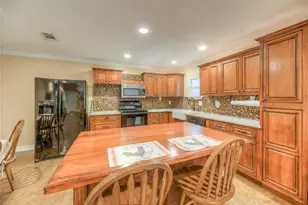 120 Harbor Light Dr, Livingston, TX 77351 - Photo 10