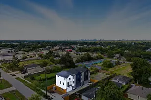 4749 Wilmington St, Houston, TX 77033 - Photo 24