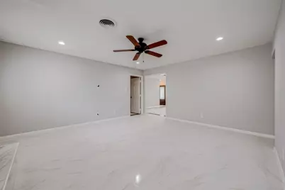 4506 Mimosa Drive, Bellaire, TX 77401 - Photo 16