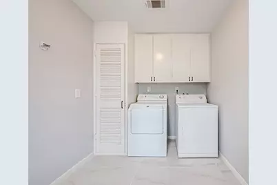 4506 Mimosa Drive, Bellaire, TX 77401 - Photo 46
