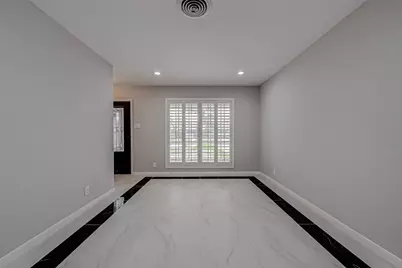 4506 Mimosa Drive, Bellaire, TX 77401 - Photo 8