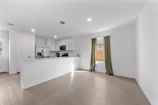 21331 Offida Ln, New Caney, TX 77357 - Photo 10