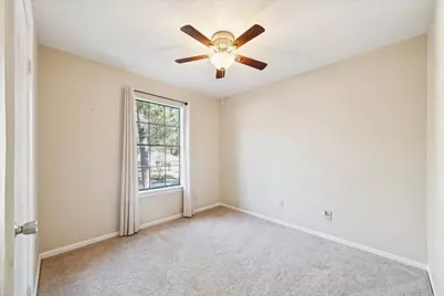 22 Camberwell Court, The Woodlands, TX 77380 - Photo 16