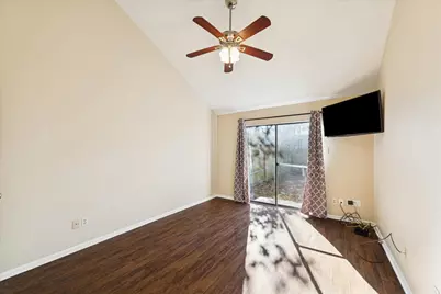 22 Camberwell Court, The Woodlands, TX 77380 - Photo 14