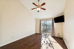 22 Camberwell Ct, The Woodlands, TX 77380 - Photo 14