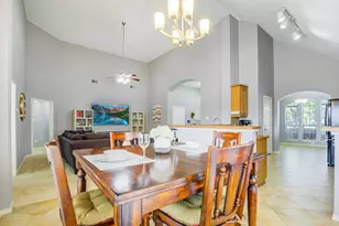 501 Reddingwood Ln, La Marque, TX 77568 - Photo 10