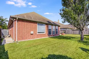 501 Reddingwood Ln, La Marque, TX 77568 - Photo 30