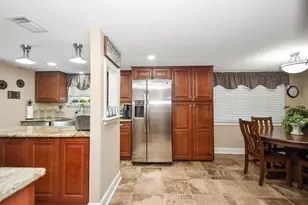 9112 Pilgrim Cir, Rosharon, TX 77583 - Photo 12