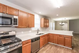 10518 Southway Bend Ln, Houston, TX 77034 - Photo 8