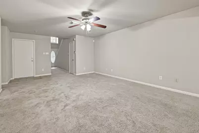 11827 E Galwan Circle, Houston, TX 77070 - Photo 38