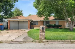 6026 Diamond Ct, Texas City, TX 77591 - Photo 1