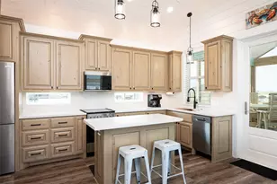 1185 Mabry St, Gilchrist, TX 77617 - Photo 40