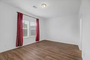 4714 Painted Bunting Ln, Baytown, TX 77521 - Photo 16
