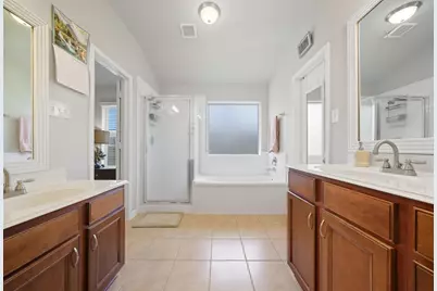 25707 Crisp Spring Lane, Spring, TX 77373 - Photo 8
