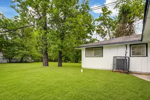 7329 Gleason Rd, Houston, TX 77016 - Photo 24