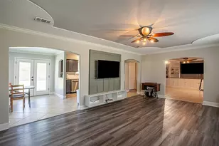 120 Mayflower St, Bridge City, TX 77611 - Photo 4