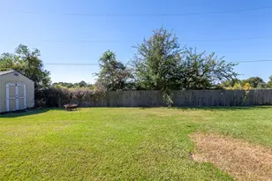 120 Mayflower St, Bridge City, TX 77611 - Photo 24