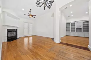 2305 Huntington Dr, Pasadena, TX 77506 - Photo 16