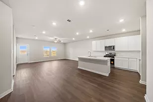 22034 Matera Vis Ln, Hockley, TX 77447 - Photo 4