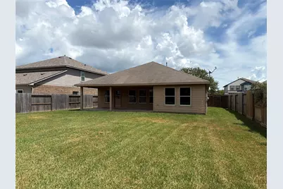 7118 Sunrise Drive, Hitchcock, TX 77563 - Photo 8