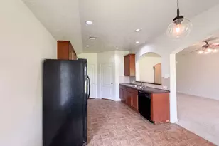 7118 Sunrise Dr, Hitchcock, TX 77563 - Photo 28