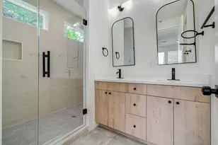 1308 Tarley St, Houston, TX 77009 - Photo 16