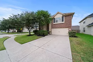 3523 Tulip Trace Dr, Spring, TX 77386 - Photo 2