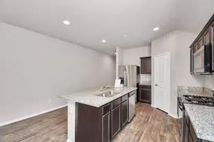 9826 Laurel Lake Dr, Conroe, TX 77384 - Photo 10