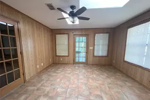 1518 Co Rd 307, El Campo, TX 77437 - Photo 10