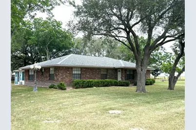 1518 County Road 307, El Campo, TX 77437 - Photo 2