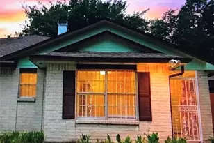11005 Tobasa Ct, Houston, TX 77086 - Photo 2