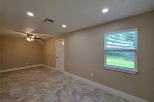 2306 19th Ave N, Texas City, TX 77590 - Photo 20