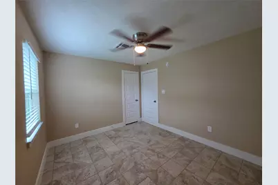2306 19th Avenue N, Texas City, TX 77590 - Photo 16