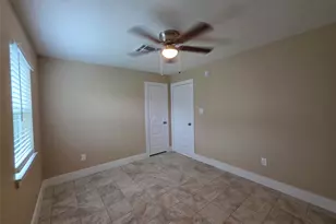 2306 19th Ave N, Texas City, TX 77590 - Photo 16