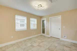 2306 19th Ave N, Texas City, TX 77590 - Photo 32