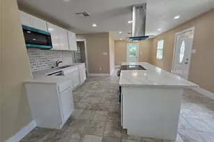 2306 19th Ave N, Texas City, TX 77590 - Photo 10