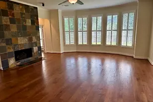1810 Rippling Water Ct, Sugar Land, TX 77479 - Photo 6