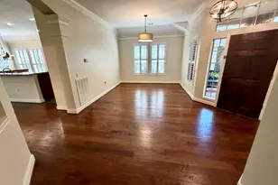1810 Rippling Water Ct, Sugar Land, TX 77479 - Photo 4