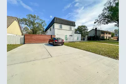 19310 Enchanted Oaks Dr, Spring, TX 77388 - Photo 2