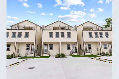 821 821 N Loop Center S #1, Houston, TX 77022 - Photo 1