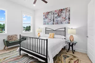 821 821 N Loop Center S, Houston, TX 77022 - Photo 14