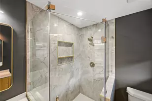 5322 Briarbend Dr, Houston, TX 77096 - Photo 34