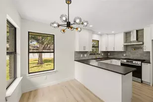 5322 Briarbend Dr, Houston, TX 77096 - Photo 16