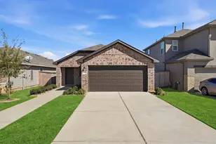 4535 Pinehurst Trce Dr, Pinehurst, TX 77362 - Photo 2