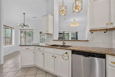 7206 Glen Rosa Drive, Katy, TX 77494 - Photo 2