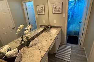 1923 Kaitlyn Dr, Houston, TX 77049 - Photo 6