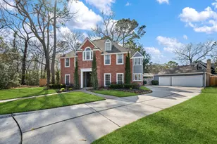 5811 Rocky Brook Dr, Houston, TX 77345 - Photo 2