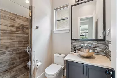 815 E 27th Street, Houston, TX 77009 - Photo 16